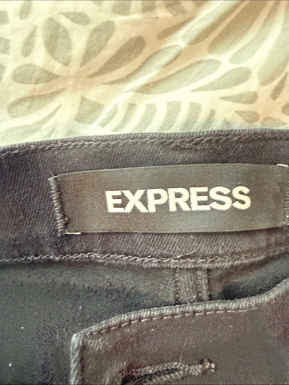 Express Black Distressed Skinny Jeans - Picture 3 of 3